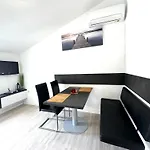 Nellatoni Apartment Medulin