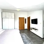 Nellatoni Apartment *